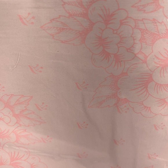 Stephen Lawrence Pink Floral Textured Gift Wrap Sheets 20" x 30" Wrapping Paper - Picture 8 of 8